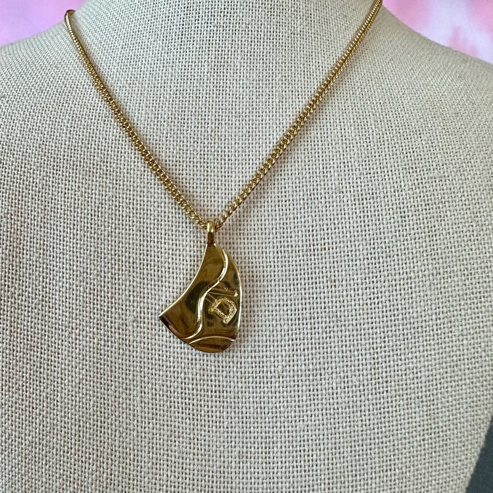 Dior Gold Saddle Pendant Necklace - Picture 3 of 8